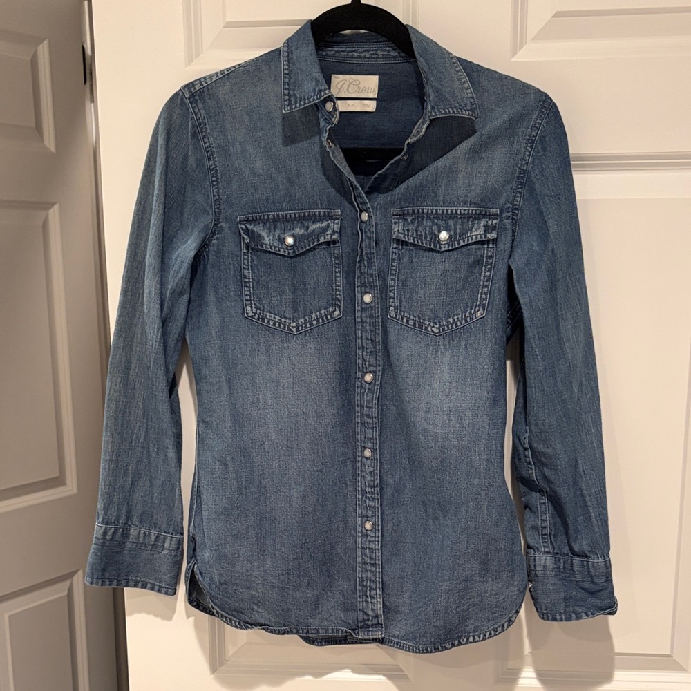 J. Crew Size 0 Slim Blue Denim Chambray Snap Button Down Shirt